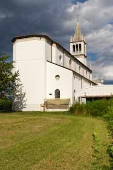 Chiesa dei Santi Filippo e Giacomo Apostoli - Esterno, fronte posteriore.