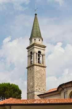 Chiesa della Beata Vergine del Carmine - Esterno, torre campanaria.