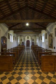 Chiesa dell′Esaltazione della Santa Croce - interno _ controfacciata