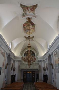 Chiesa di Santa Maria Assunta - Interno, vista altare.