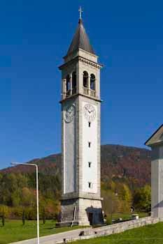 Chiesa della Santissima Trinità - Esterno, torre campanaria
