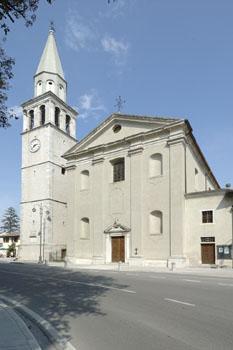 Chiesa di San Giorgio Martire - esterno _ vista laterale